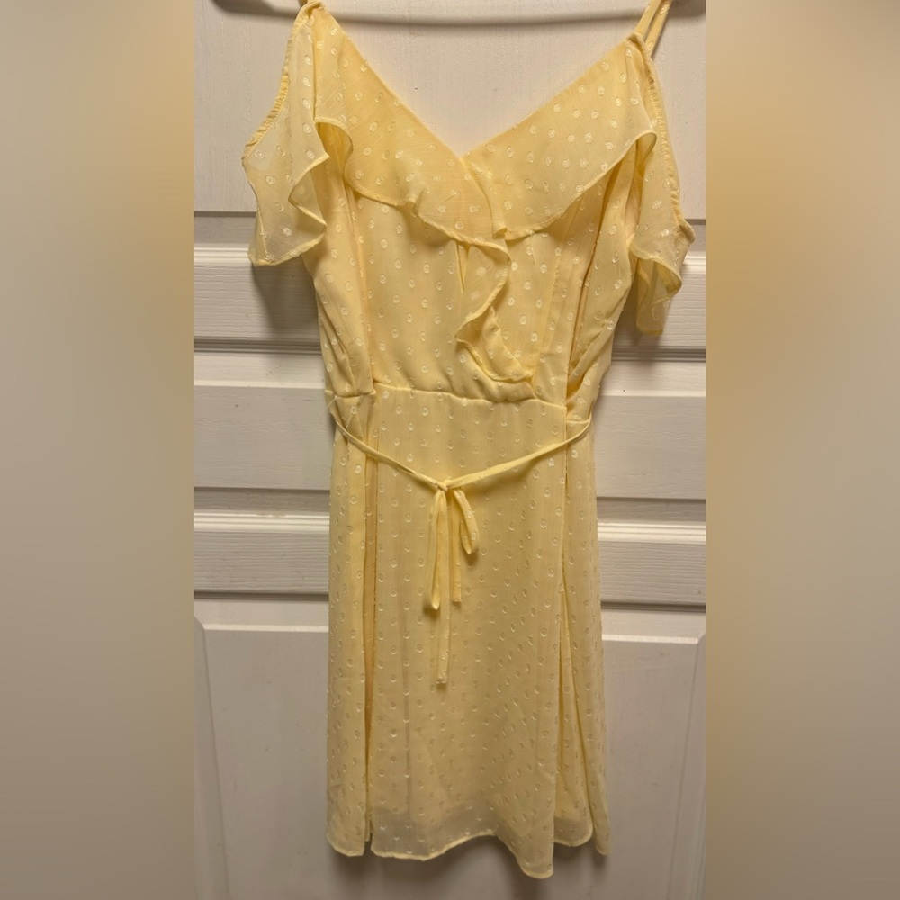 Yellow / polka dot dress
